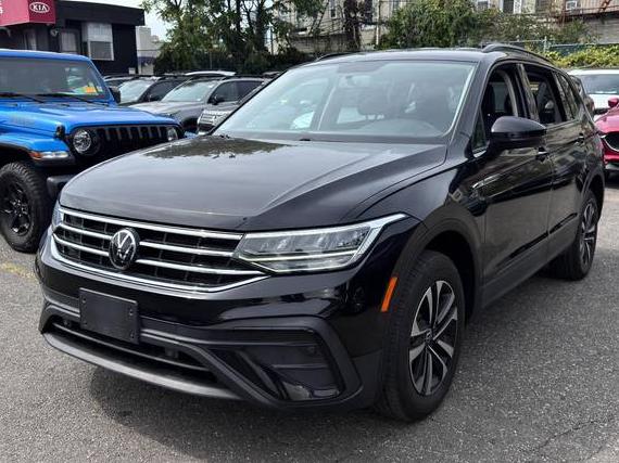 VOLKSWAGEN TIGUAN 4MOTION 2022 3VV0B7AX4NM109033 image VOLKSWAGEN TIGUAN 4MOTION 2022 3VV0B7AX4NM109033 image